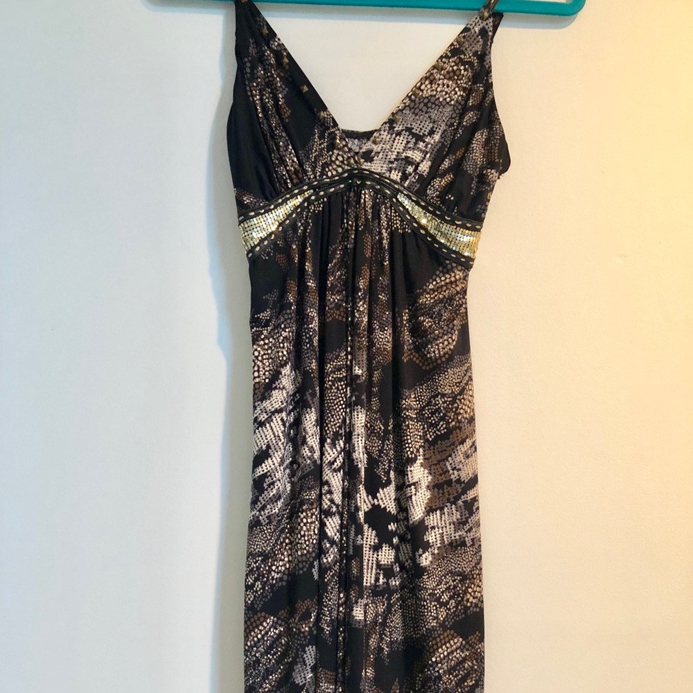 NWOT SMALL Snake Skin Print with Gold Mesh Accents